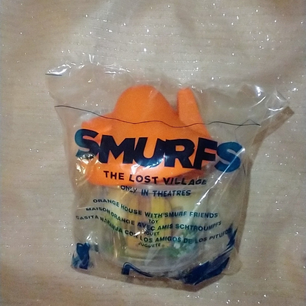 10🍟30$ Smurfs the lost village ❤️